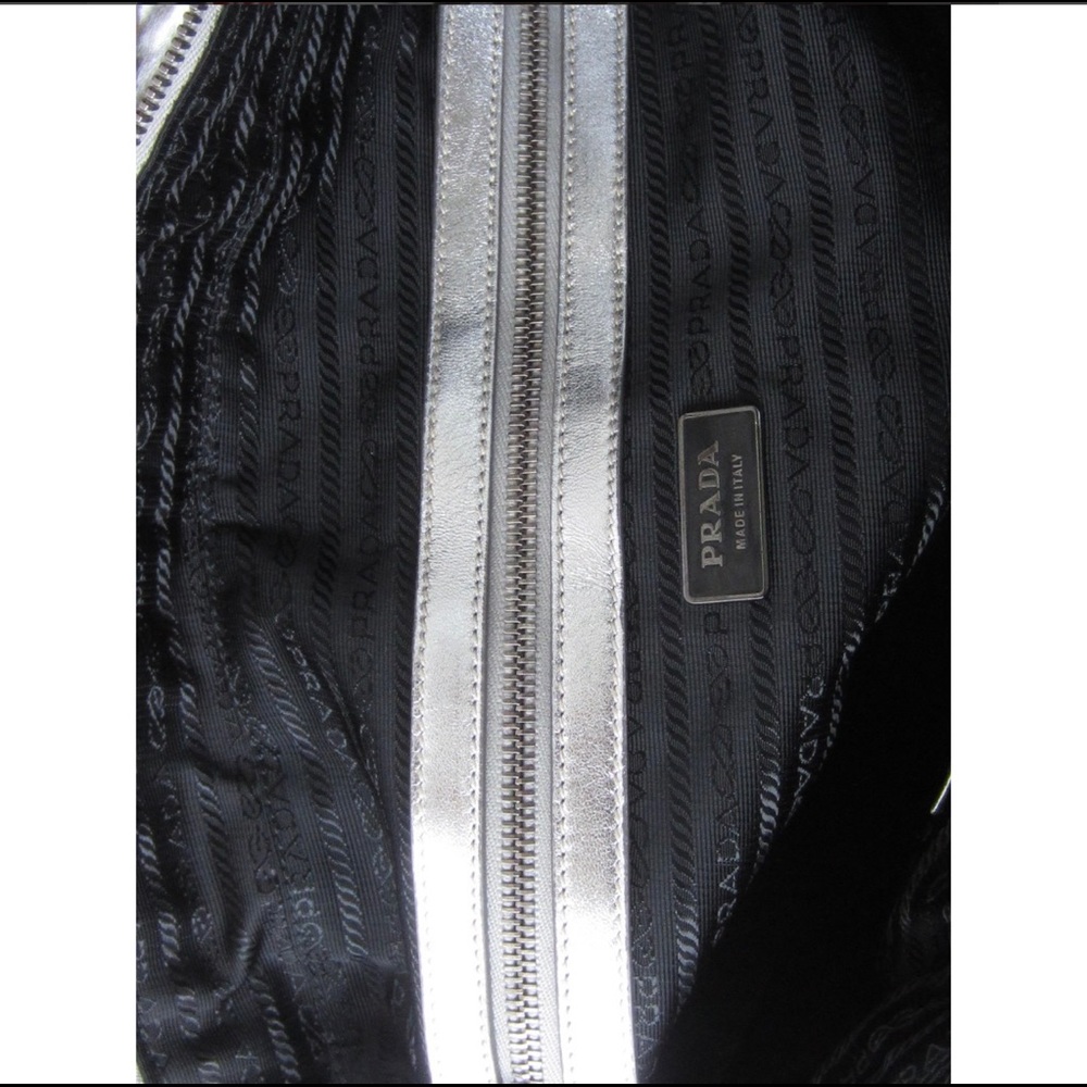 Great Condition 100% Authentic Prada Messenger Ba… - image 3